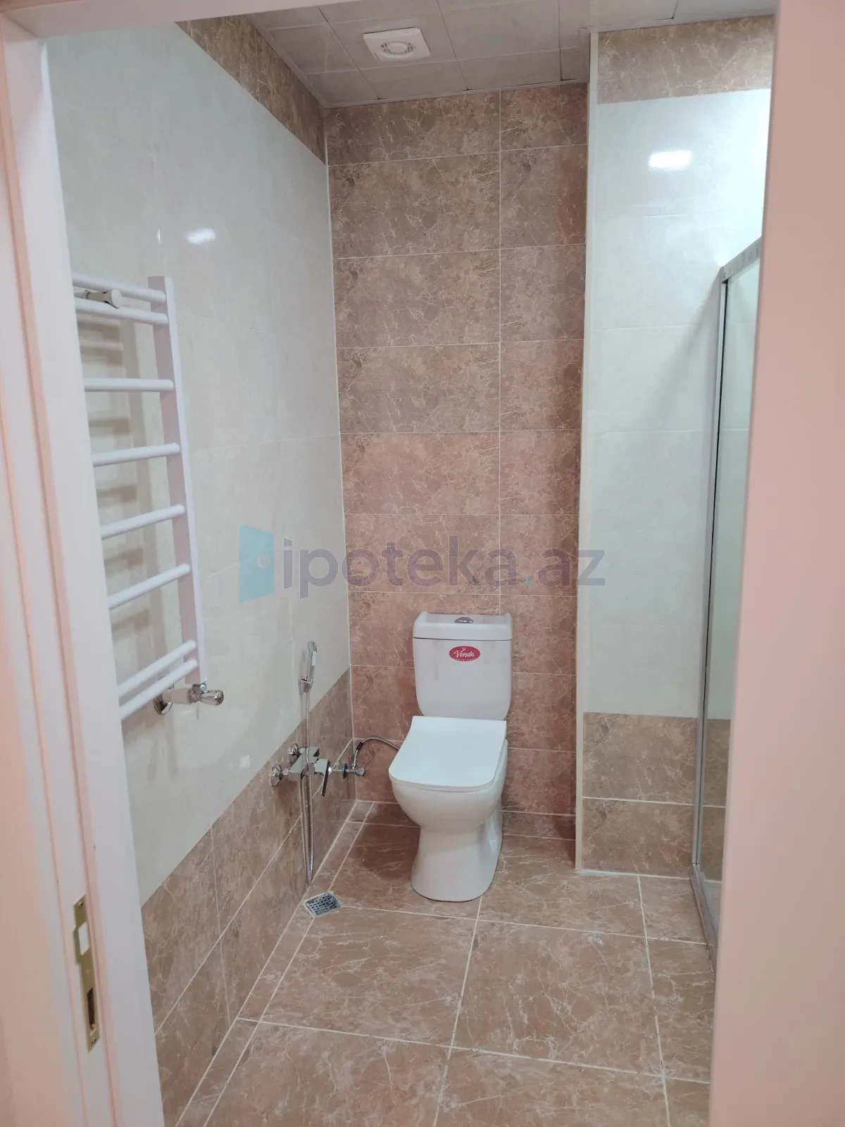 Satılır 2 otaqlı yeni tikili 90 m²