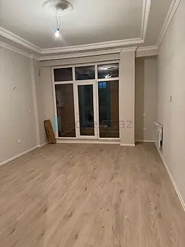 Satılır 3 otaqlı yeni tikili 83.27 m²