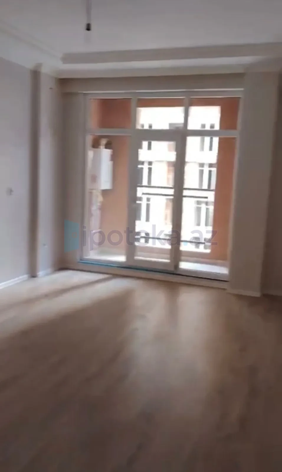 Satılır 2 otaqlı yeni tikili 83 m²