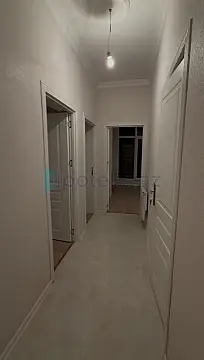 Satılır 3 otaqlı yeni tikili 84 m²