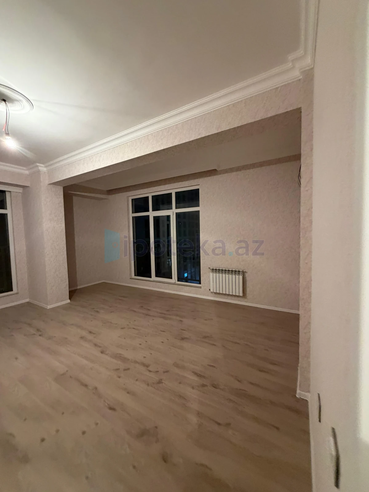 Satılır 3 otaqlı yeni tikili 84 m²