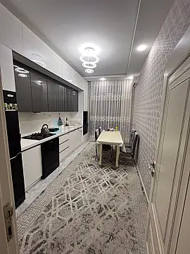 Satılır 3 otaqlı yeni tikili 98 m²