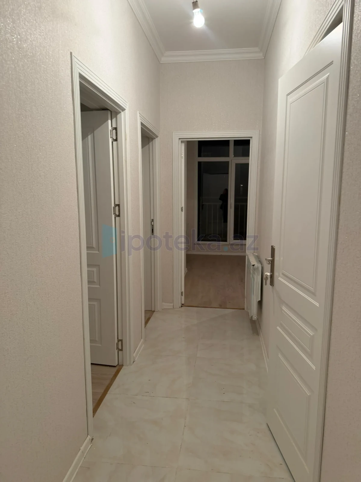 Satılır 3 otaqlı yeni tikili 84 m²