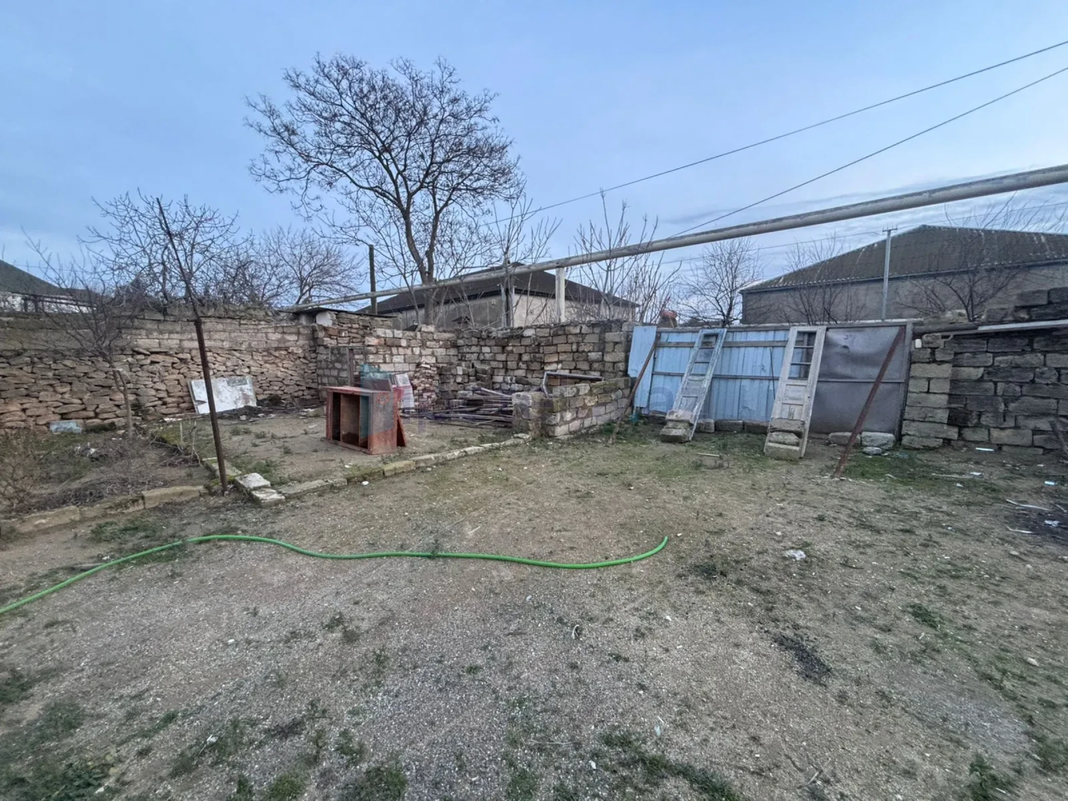 Satılır torpaq sahəsi 2.25 m²