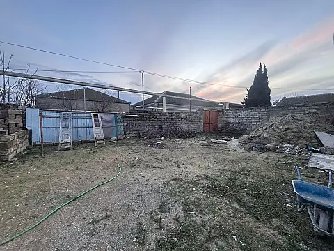 Satılır torpaq sahəsi 2.25 m²