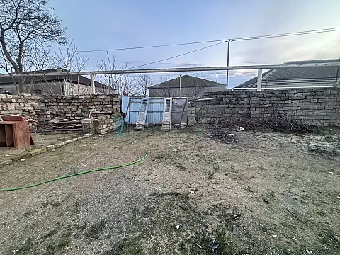 Satılır torpaq sahəsi 2.25 m²