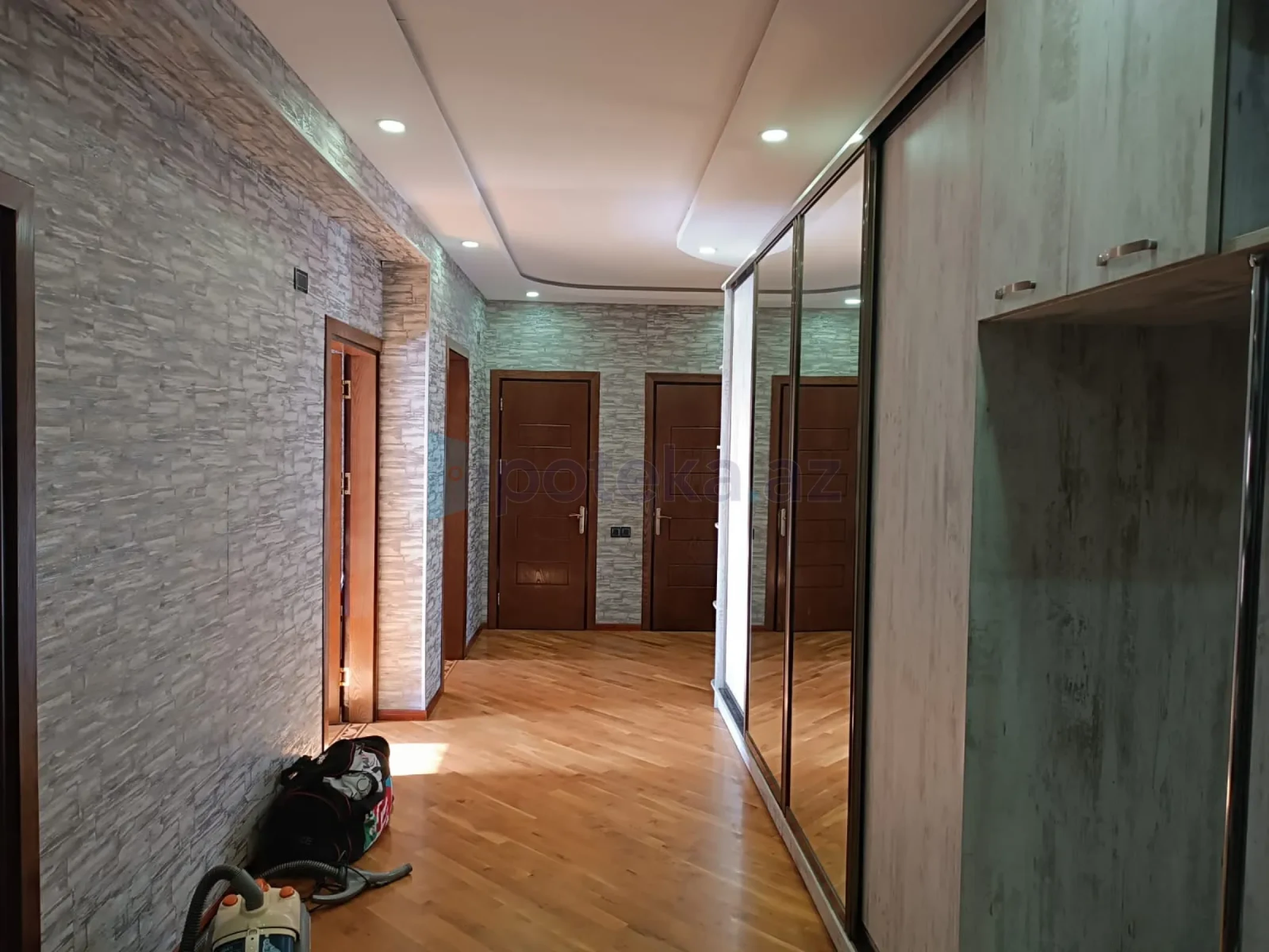 Satılır 3 otaqlı yeni tikili 134 m²