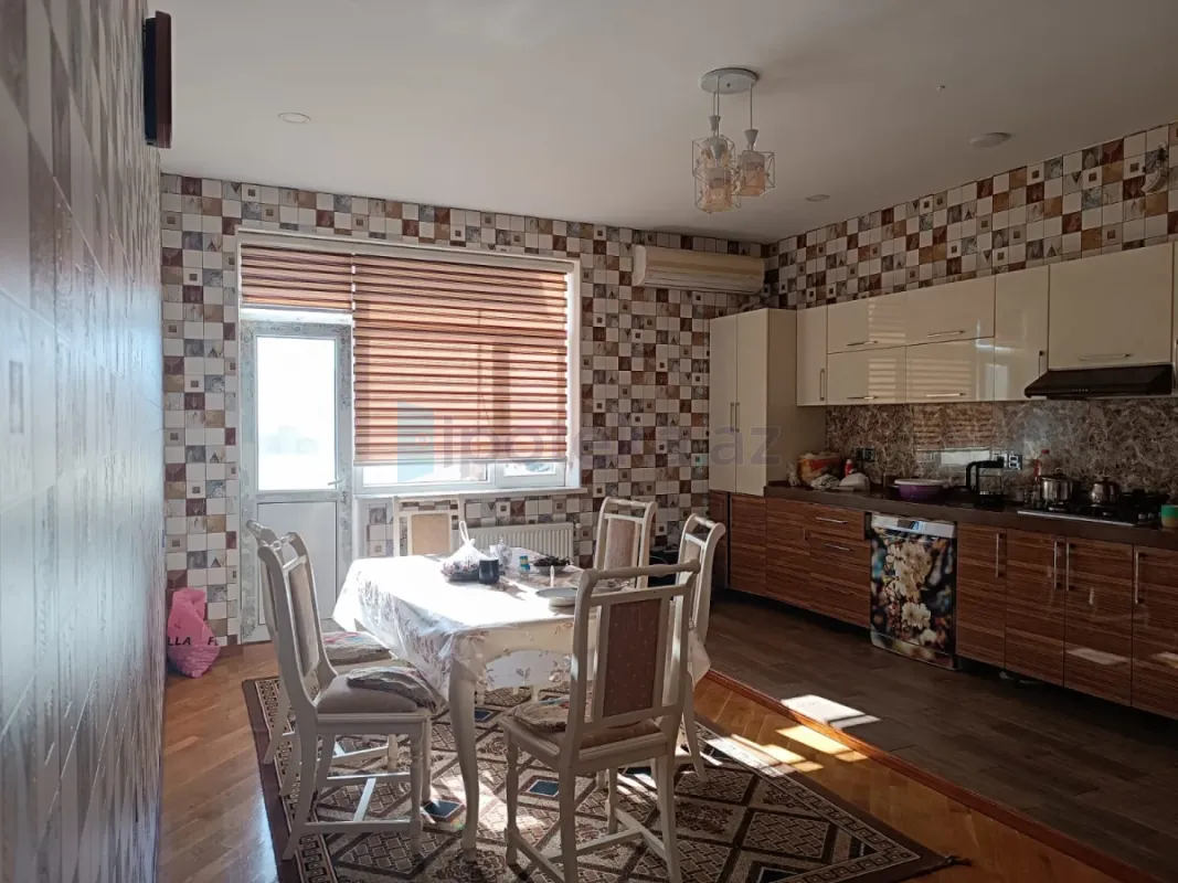 Satılır 3 otaqlı yeni tikili 134 m²