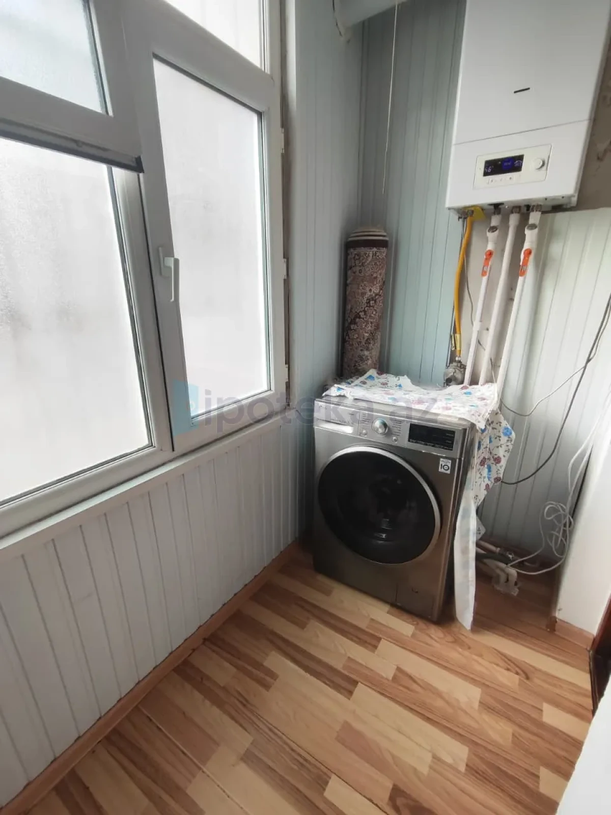 Satılır 2 otaqlı köhnə tikili 45 m²