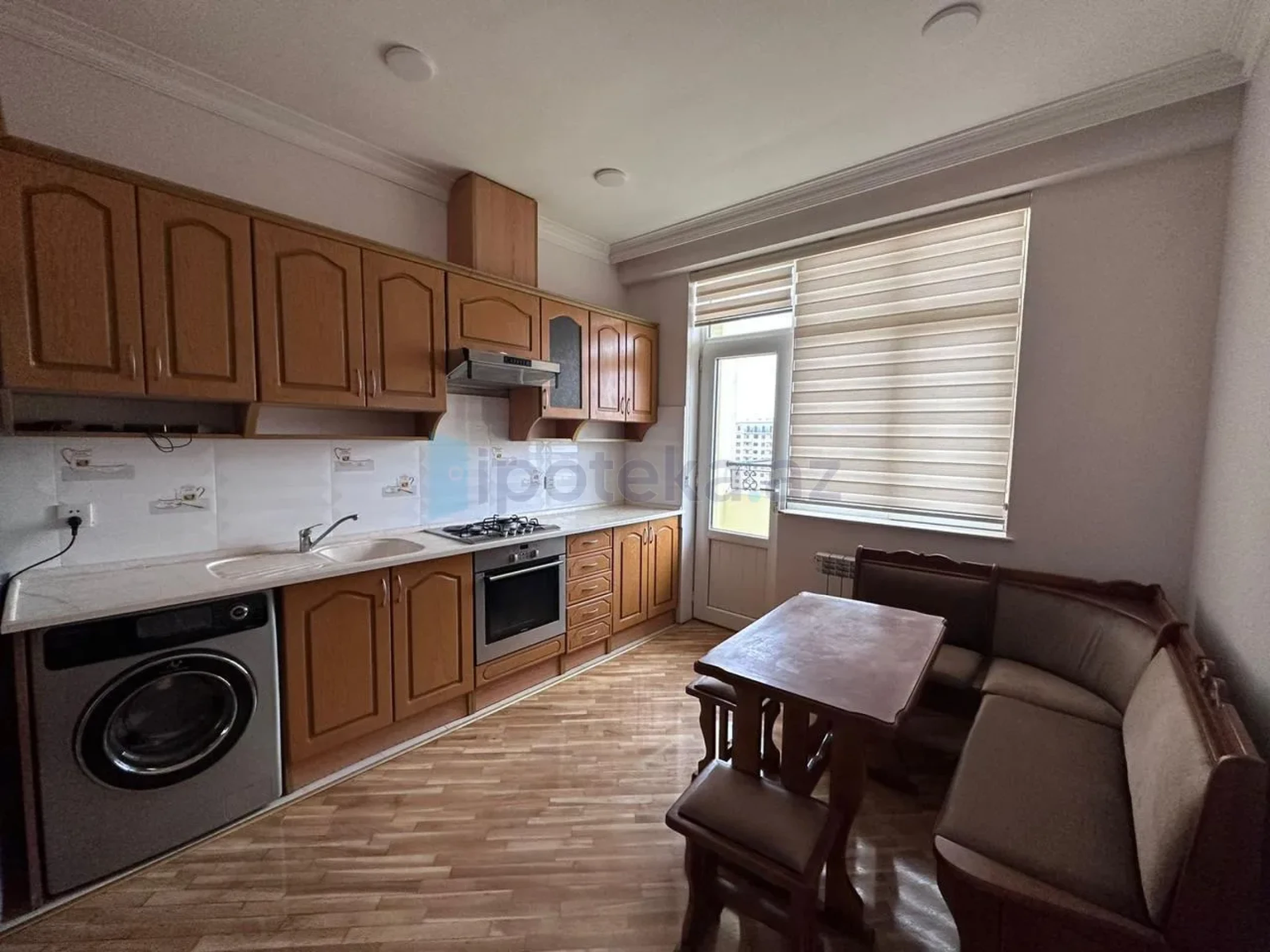 Satılır 2 otaqlı yeni tikili 88 m²