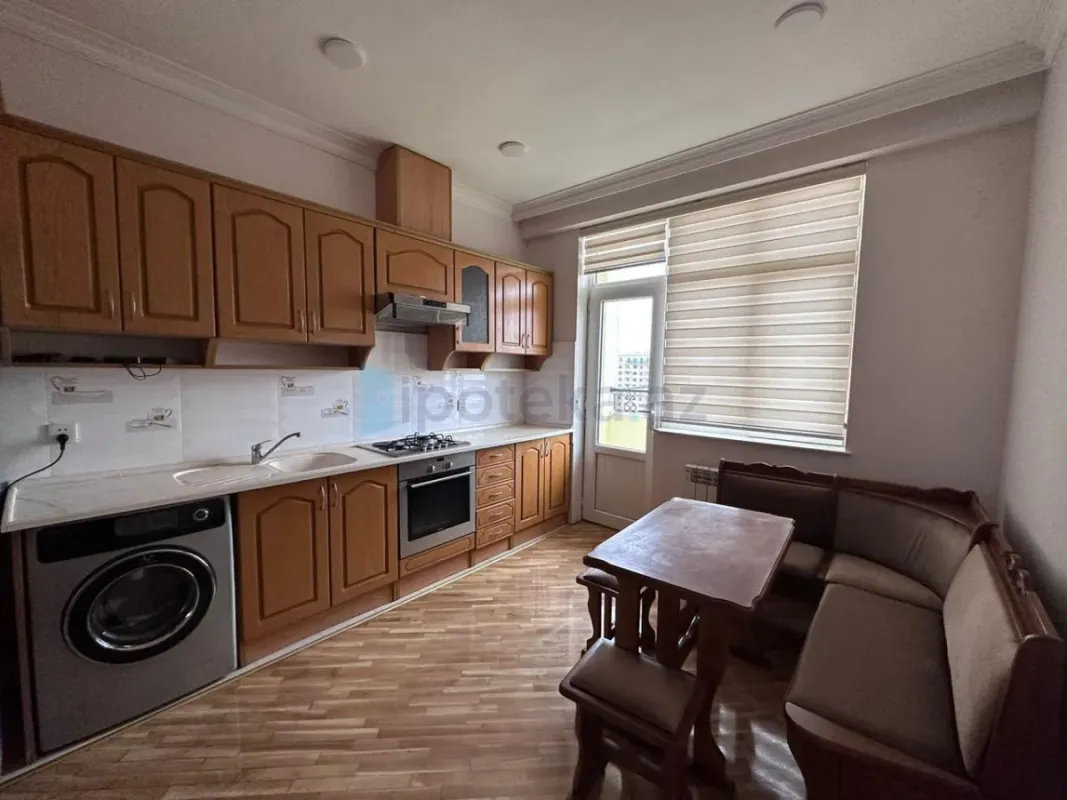 Satılır 2 otaqlı yeni tikili 88 m²