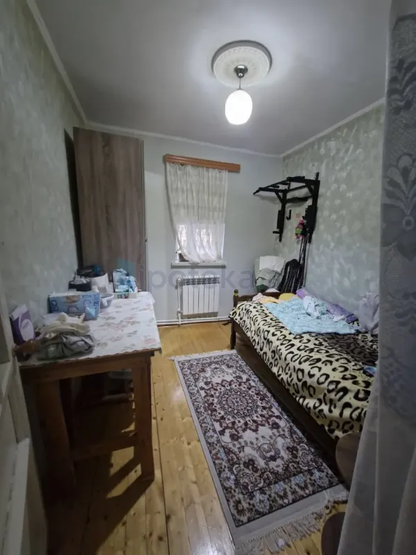 Satılır 6 otaqlı mənzil 220 m²