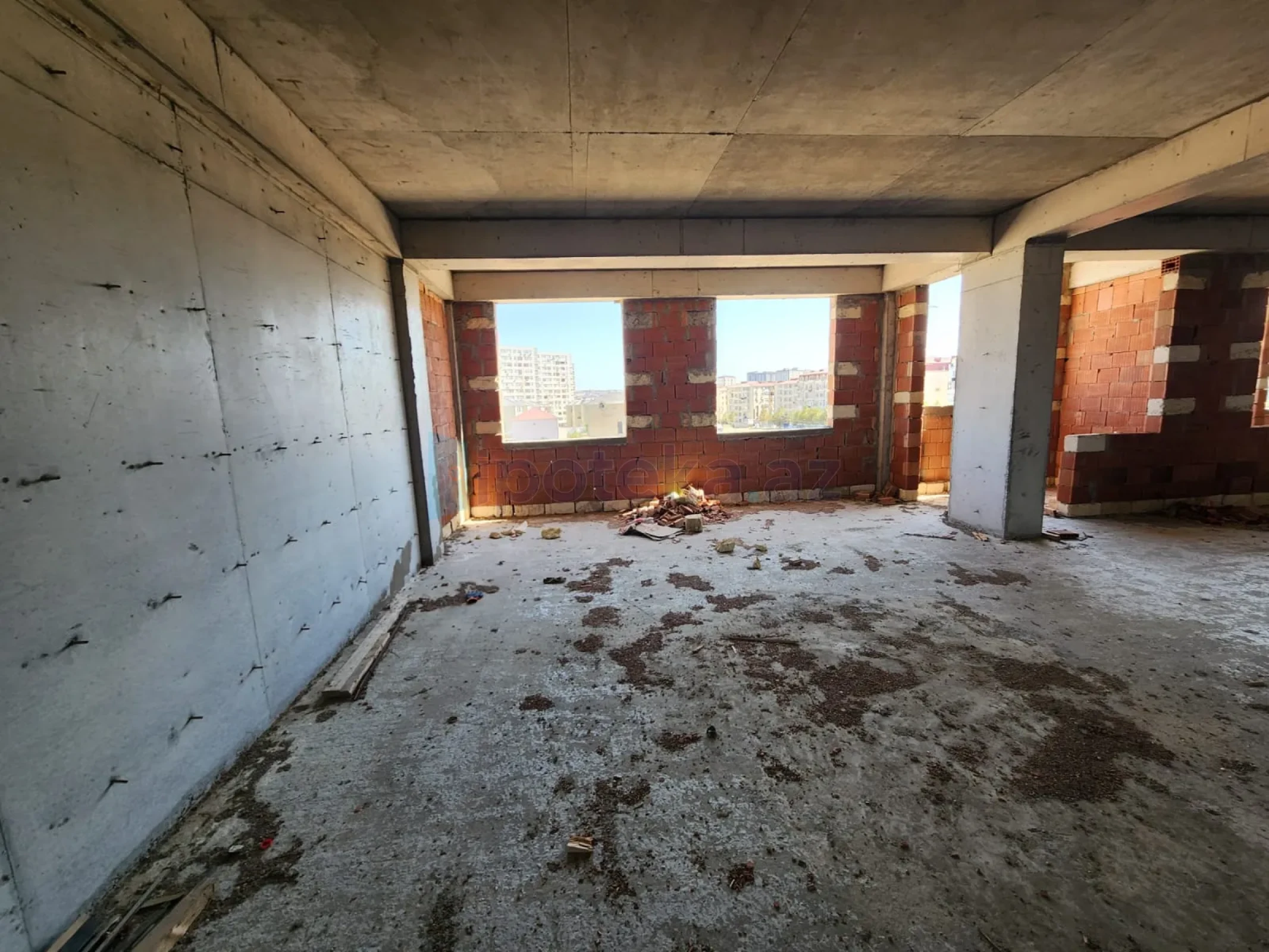 Satılır 2 otaqlı yeni tikili 80 m²