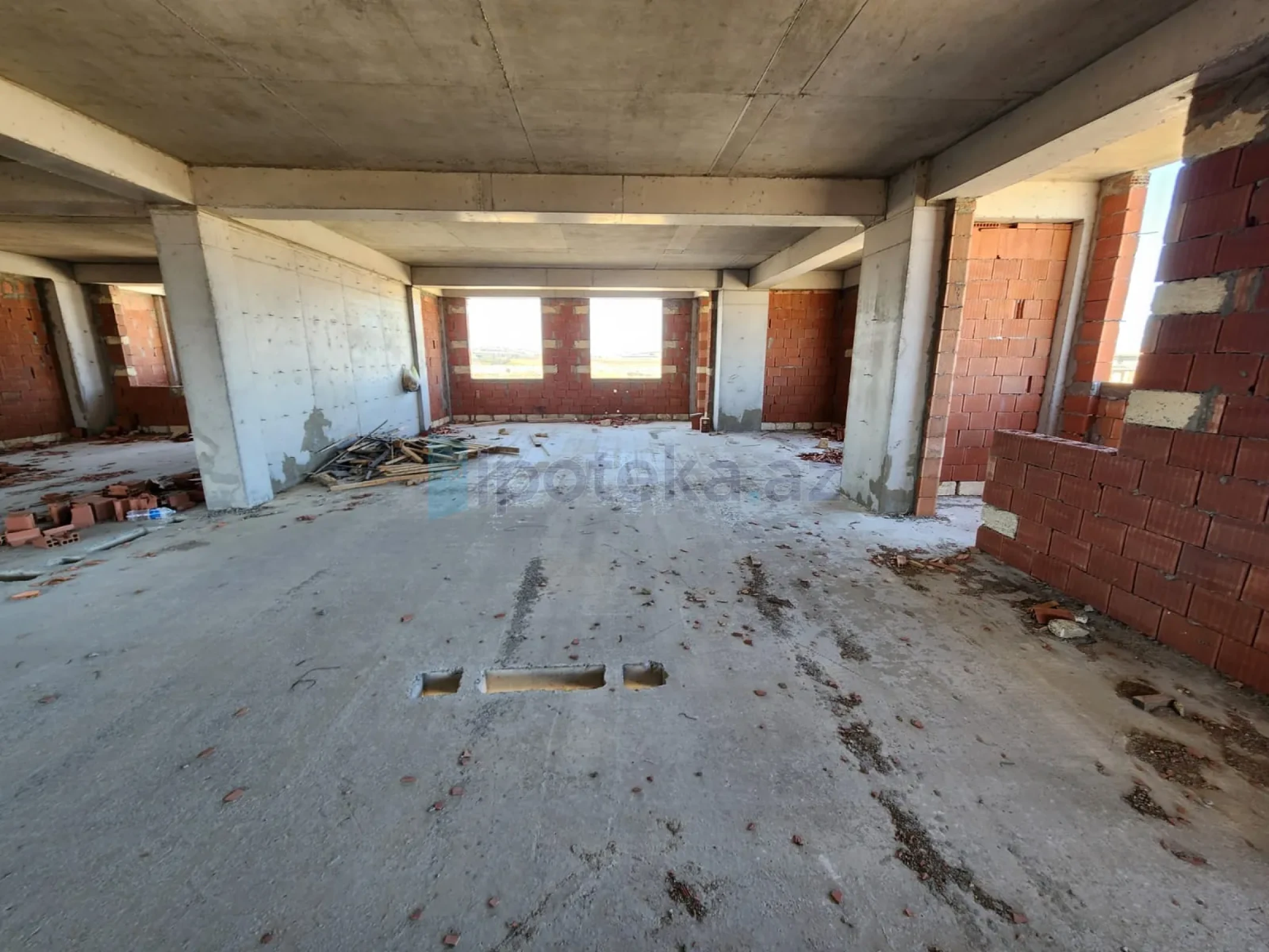 Satılır 3 otaqlı yeni tikili 93 m²