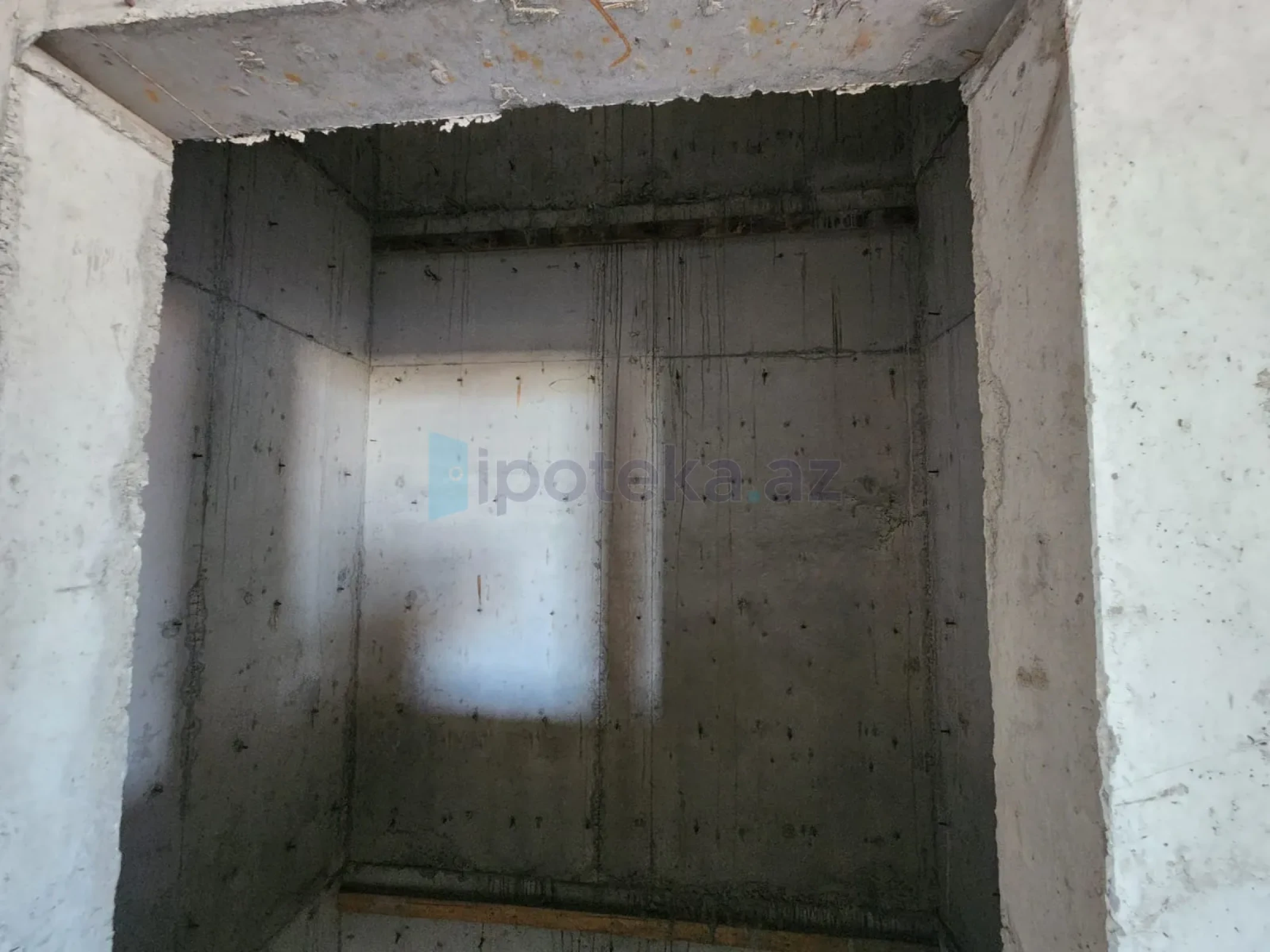 Satılır 3 otaqlı yeni tikili 93 m²