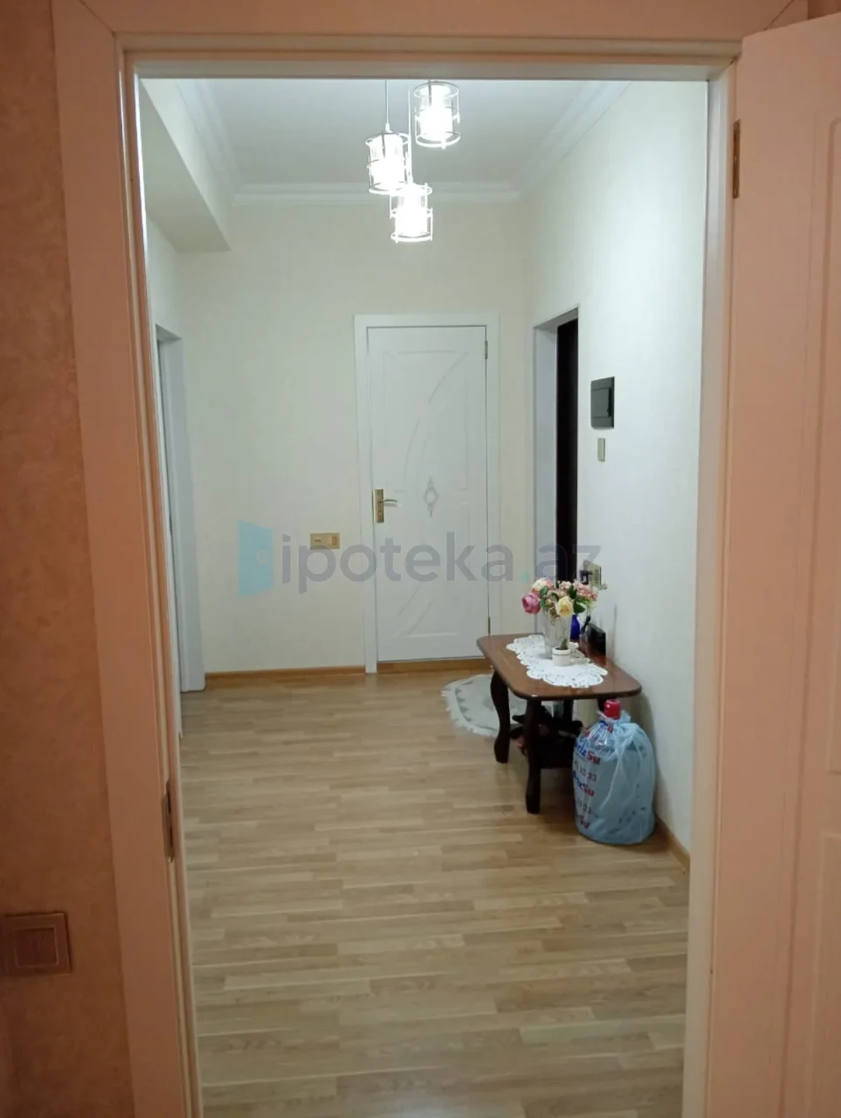 Satılır 2 otaqlı yeni tikili 86 m²