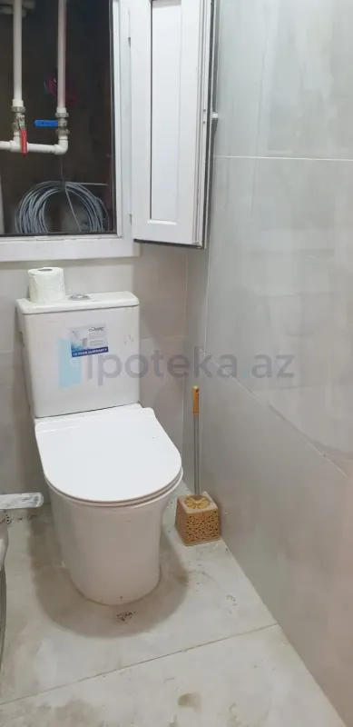 Satılır 4 otaqlı köhnə tikili 110 m²