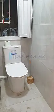 Satılır 4 otaqlı köhnə tikili 110 m²