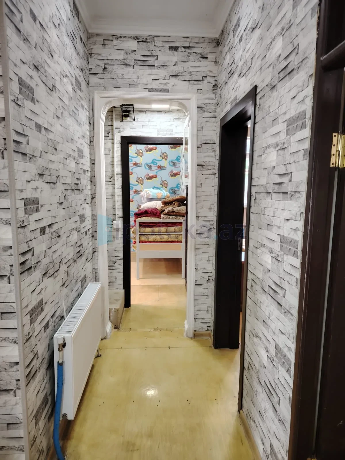 Satılır 6 otaqlı həyət evi 200 m²