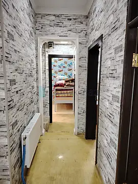 Satılır 6 otaqlı həyət evi 200 m²