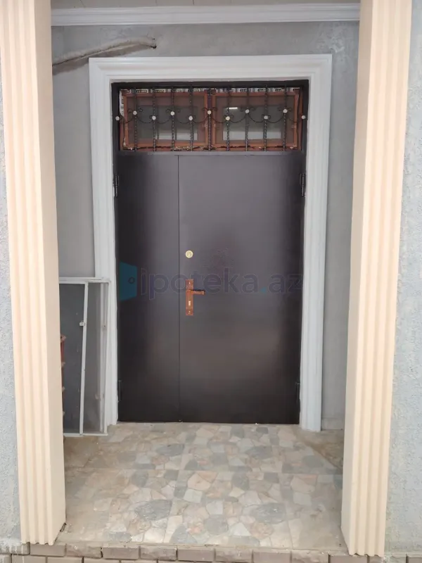 Satılır 6 otaqlı həyət evi 200 m²