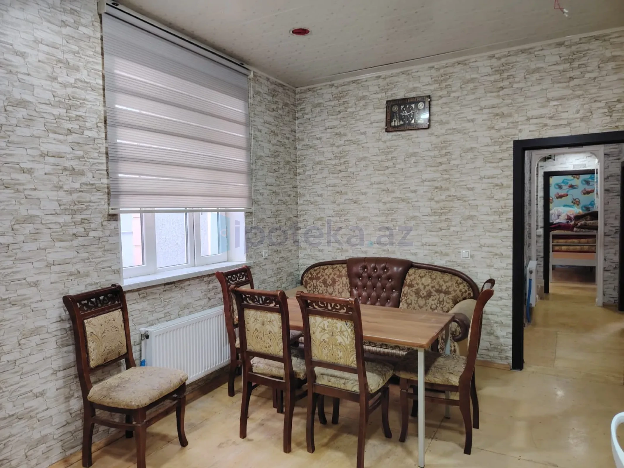 Satılır 6 otaqlı həyət evi 200 m²
