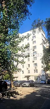 Satılır 3 otaqlı köhnə tikili 80 m²