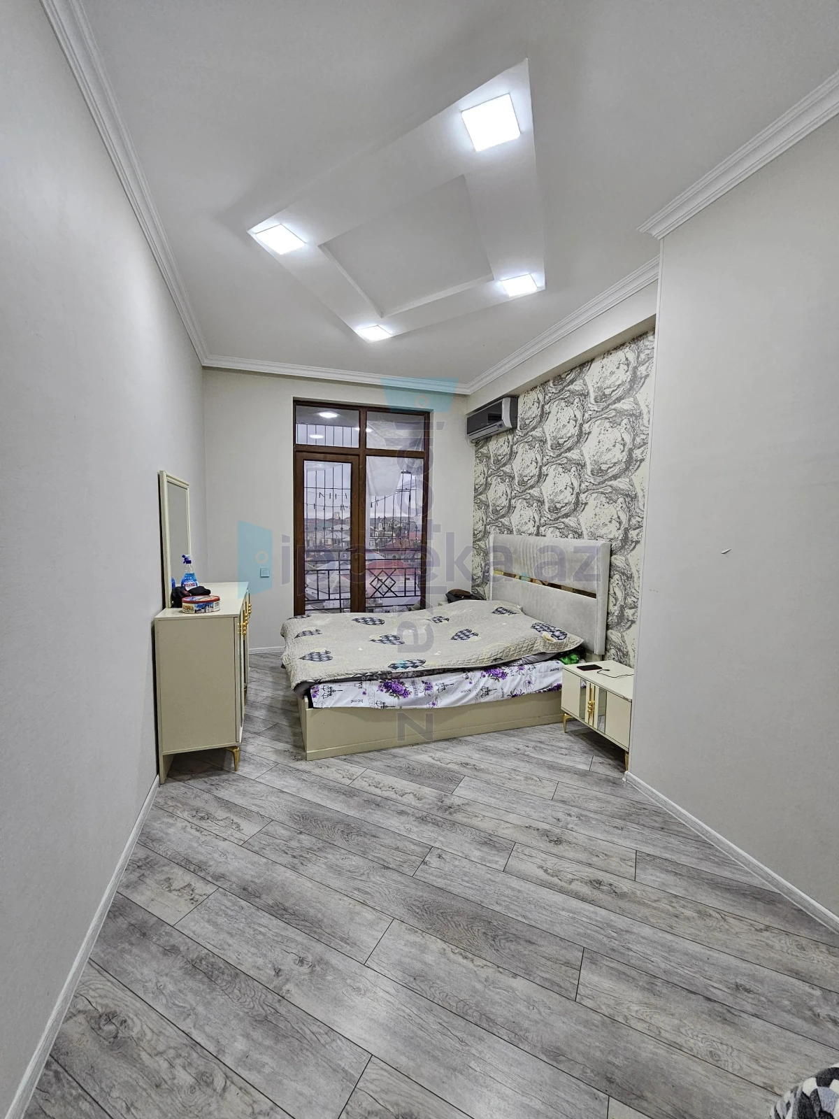 Satılır 2 otaqlı yeni tikili 55 m²