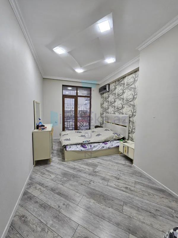 Satılır 2 otaqlı yeni tikili 55 m²