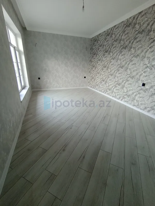 Satılır 5 otaqlı həyət evi 180 m²