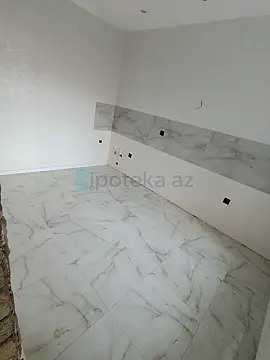 Satılır 5 otaqlı həyət evi 180 m²