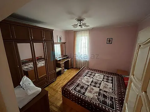 Satılır 3 otaqlı köhnə tikili 85 m²