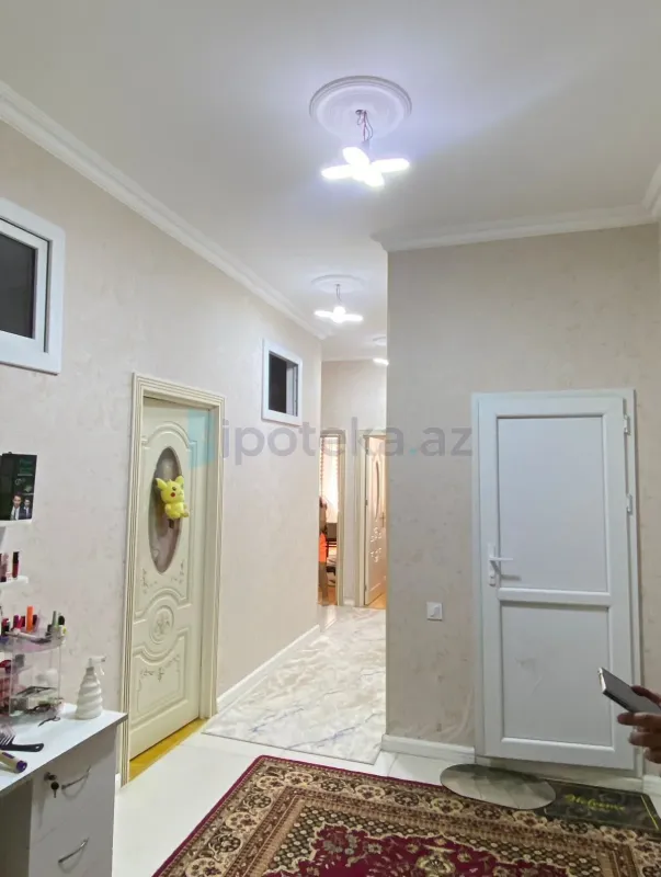 Satılır 3 otaqlı yeni tikili 88 m²