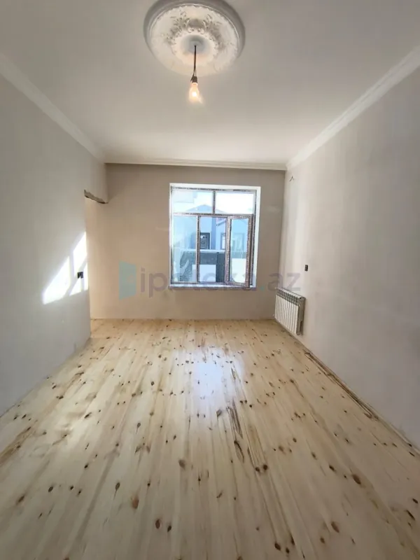 Satılır 2 otaqlı həyət evi 65 m²