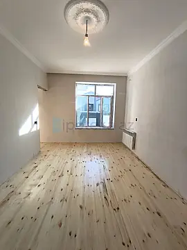 Satılır 2 otaqlı həyət evi 65 m²