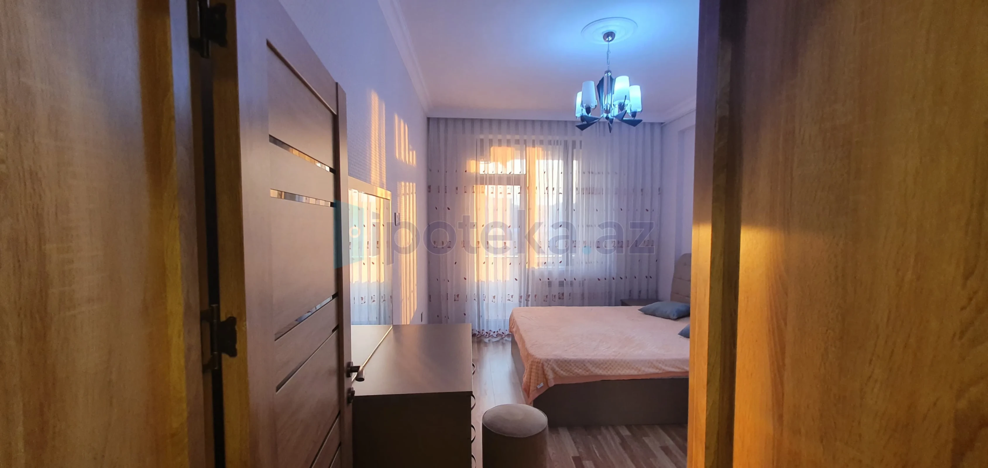 Satılır 3 otaqlı yeni tikili 100 m²