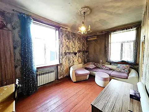Satılır 1 otaqlı köhnə tikili 30 m²
