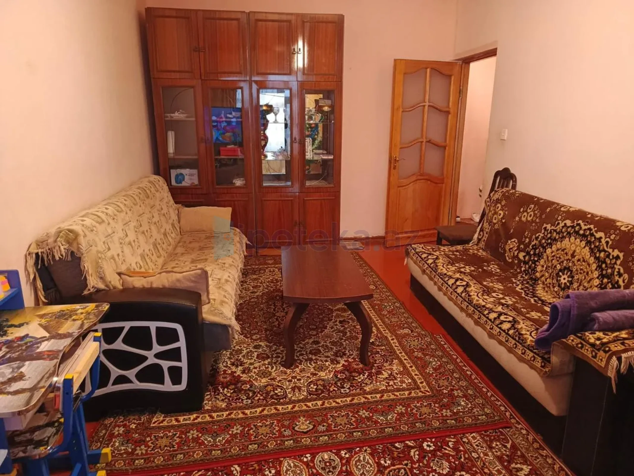 Satılır 2 otaqlı köhnə tikili 60 m²