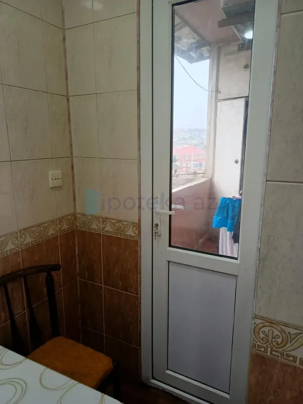 Satılır 2 otaqlı köhnə tikili 60 m²