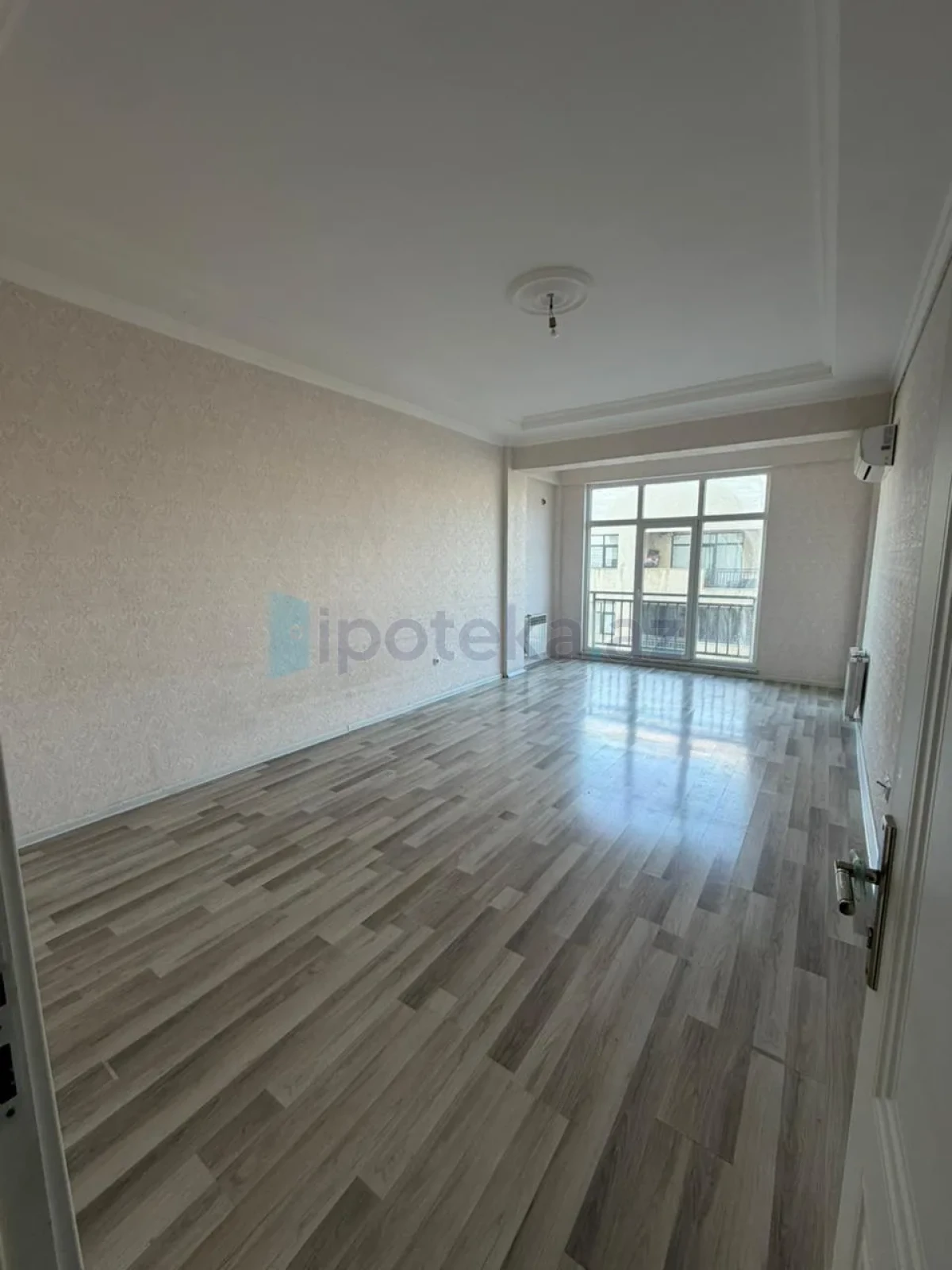 Satılır 2 otaqlı yeni tikili 68 m²