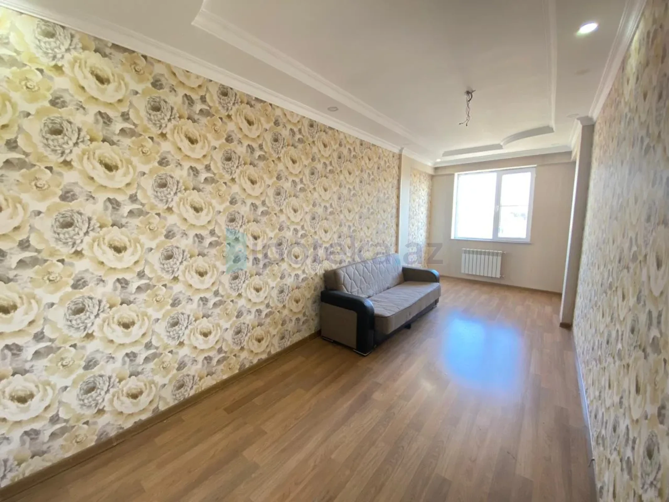Satılır 3 otaqlı yeni tikili 108 m²