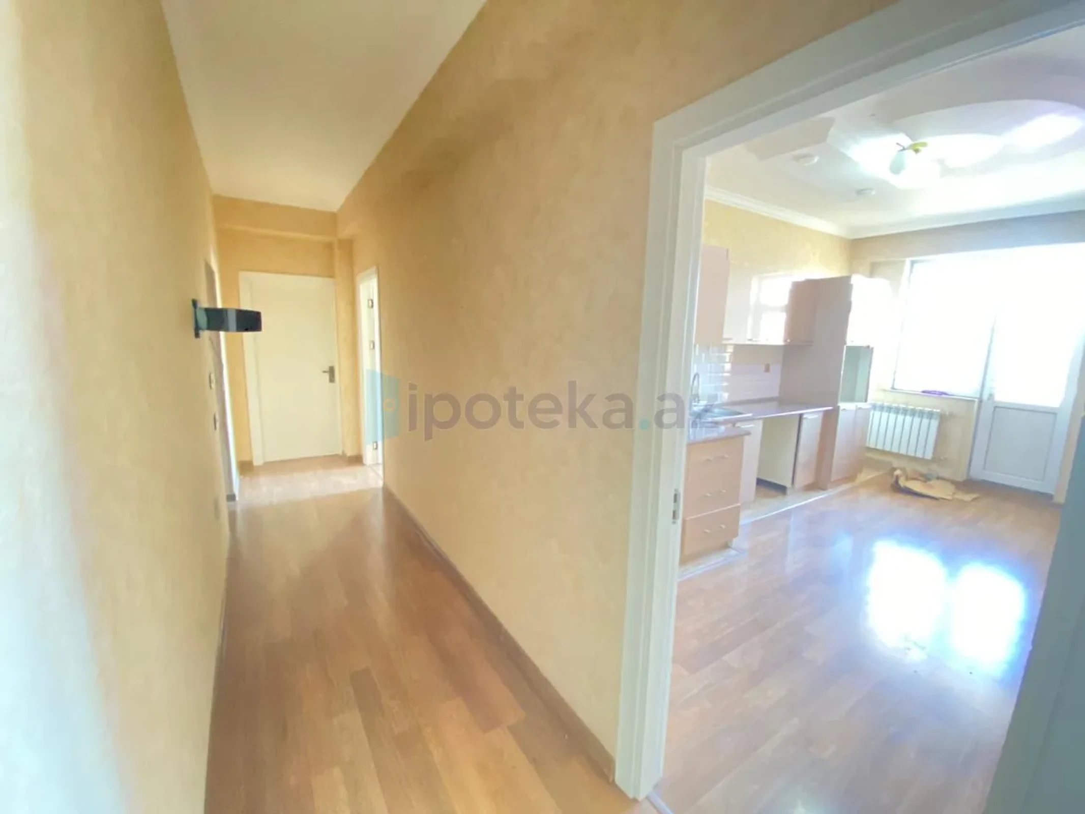 Satılır 3 otaqlı yeni tikili 108 m²