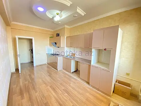 Satılır 3 otaqlı yeni tikili 108 m²
