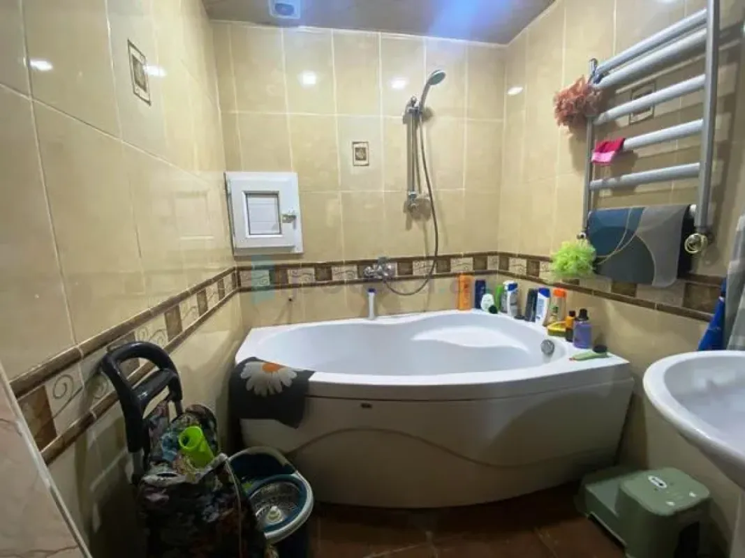 Satılır 3 otaqlı yeni tikili 98 m²