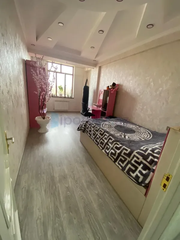 Satılır 3 otaqlı yeni tikili 94 m²