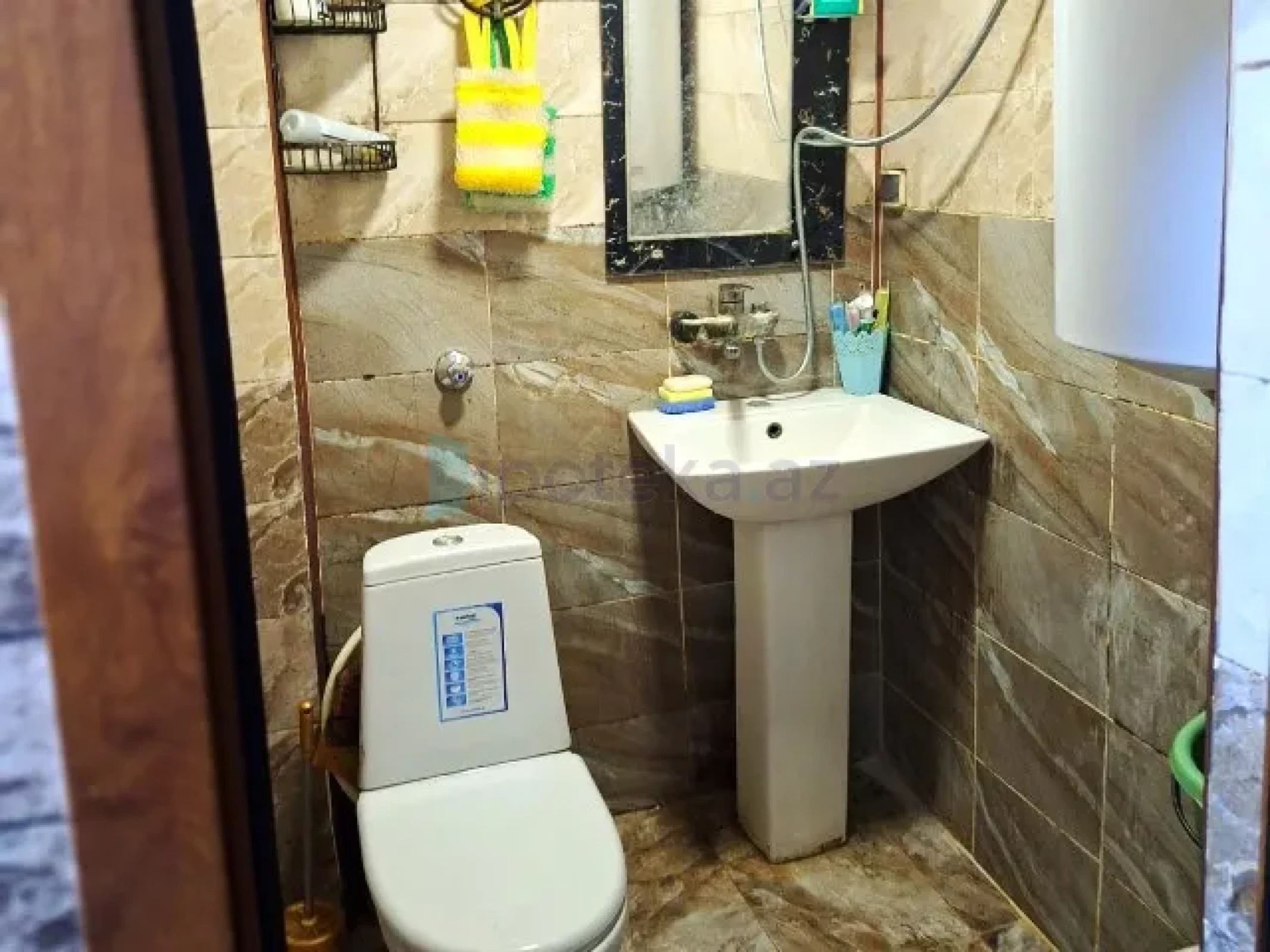 Satılır 2 otaqlı köhnə tikili 50 m²