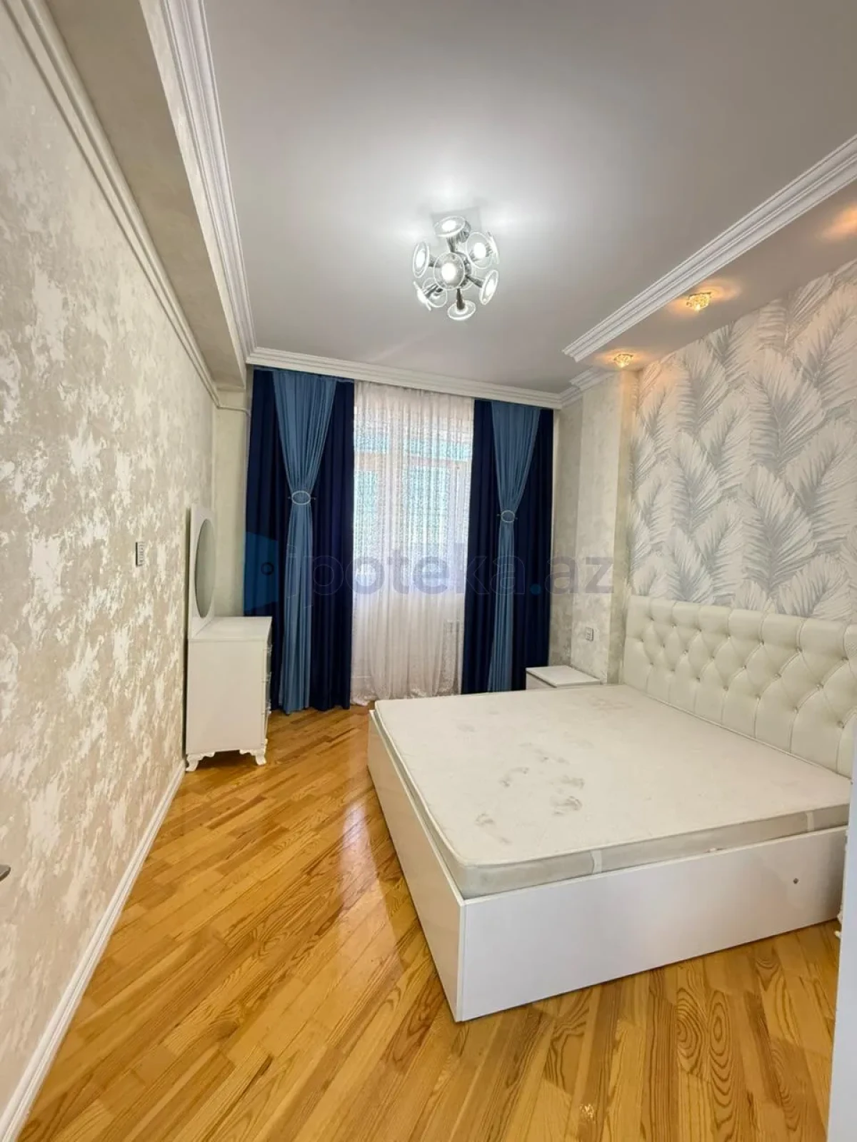Satılır 2 otaqlı yeni tikili 65 m²