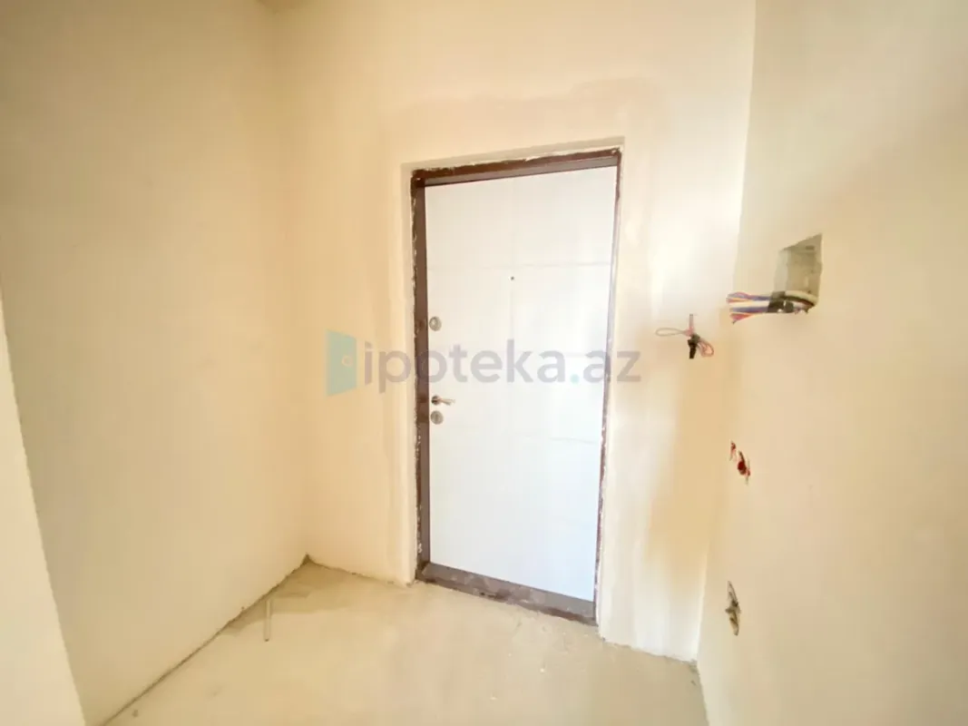 Satılır 3 otaqlı yeni tikili 130.5 m²