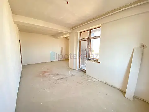 Satılır 3 otaqlı yeni tikili 130.5 m²