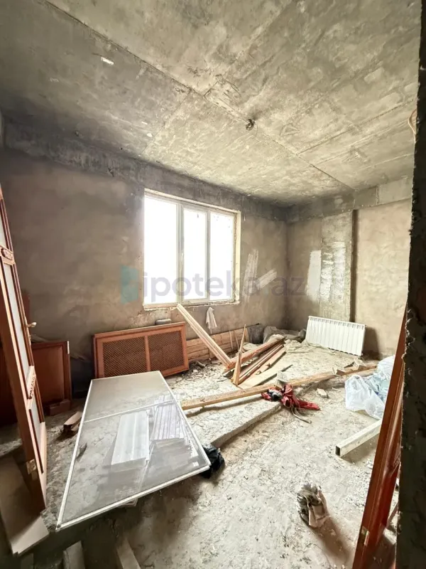 Satılır 3 otaqlı yeni tikili 120 m²